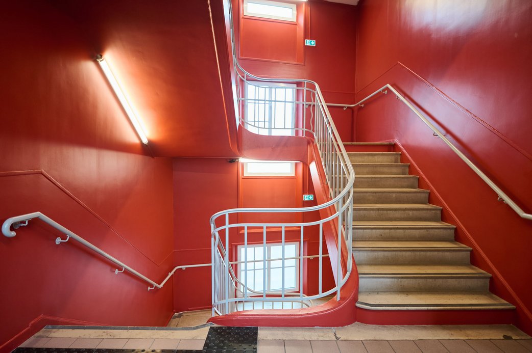 ICP, Escalier aile A